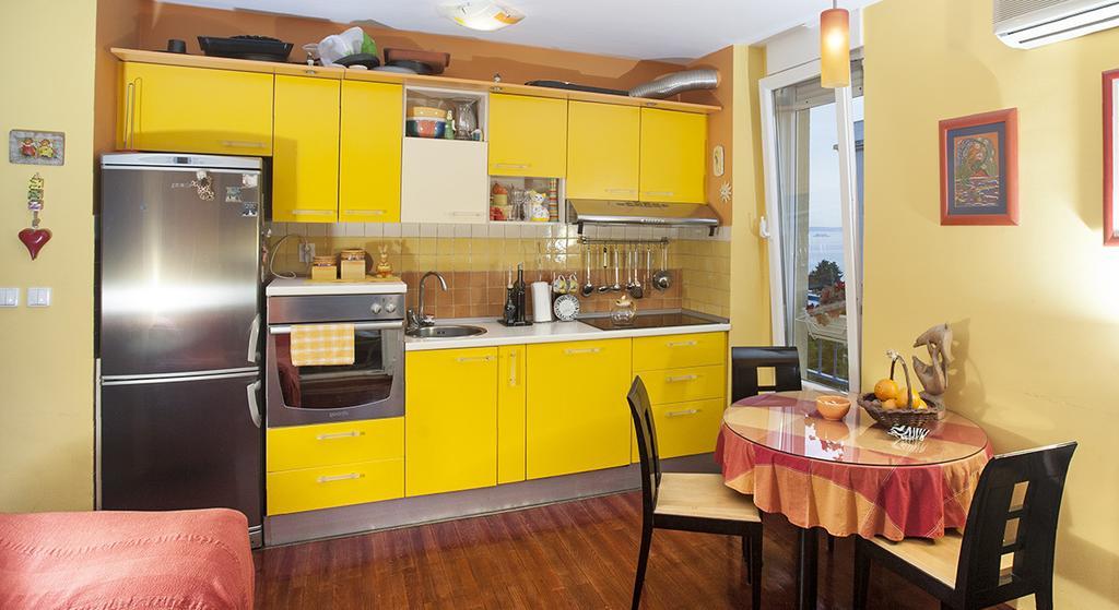 Sunny Yellow - With Balcony And Parking Place,